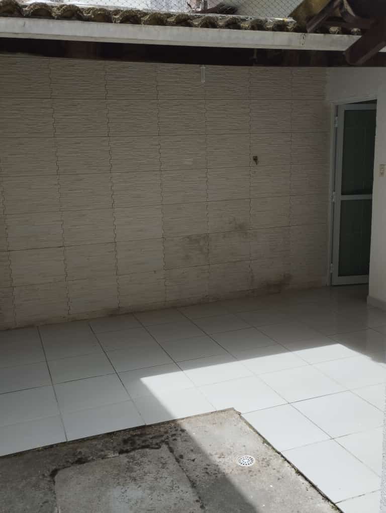 Casa à venda com 3 quartos, 120m² - Foto 3