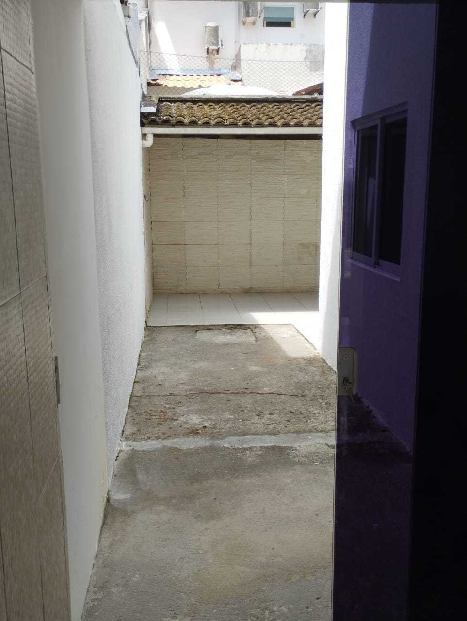 Casa à venda com 3 quartos, 120m² - Foto 4