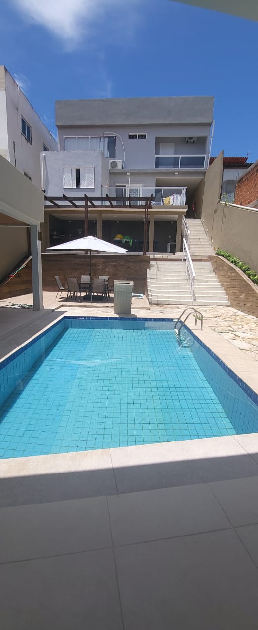 Casa de Condomínio à venda com 4 quartos, 340m² - Foto 1