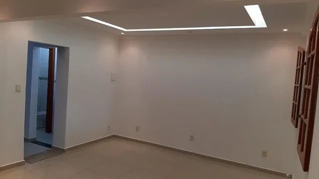 Casa à venda com 4 quartos, 60m² - Foto 12