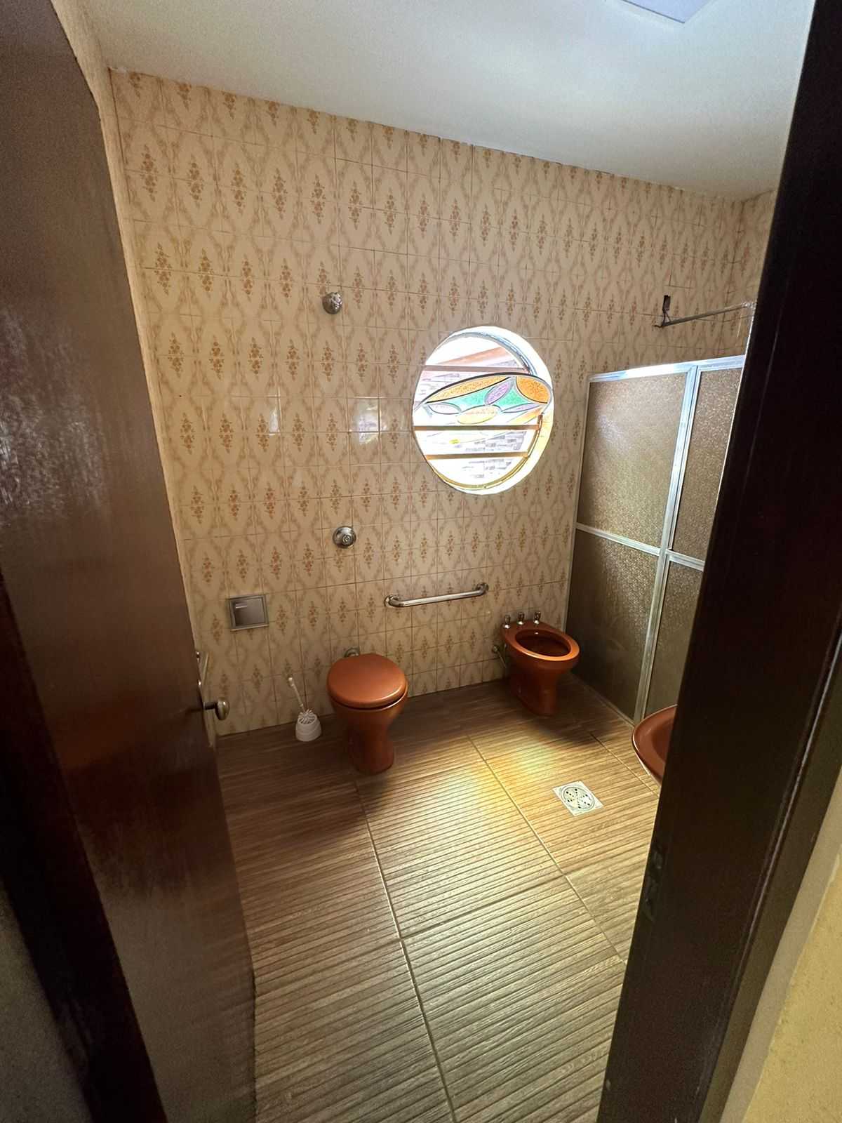 Casa para alugar com 3 quartos, 360m² - Foto 8