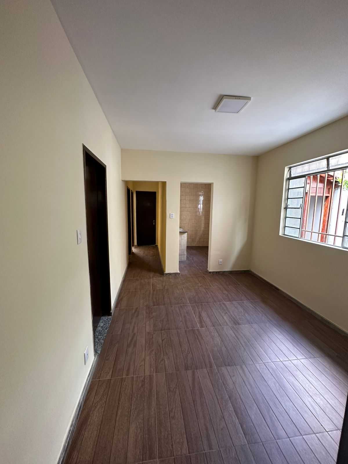 Casa para alugar com 3 quartos, 360m² - Foto 6