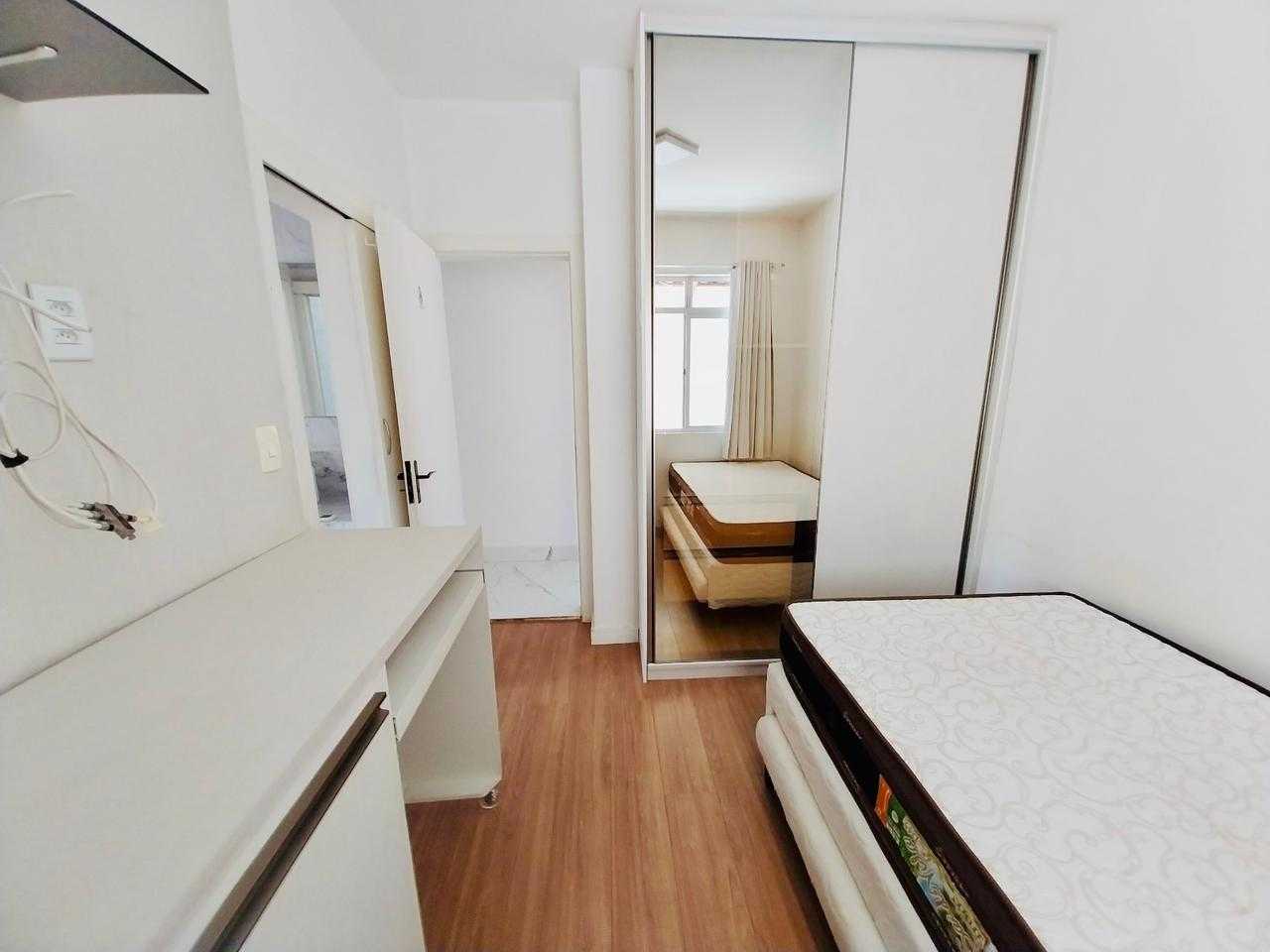 Apartamento à venda com 3 quartos, 150m² - Foto 12