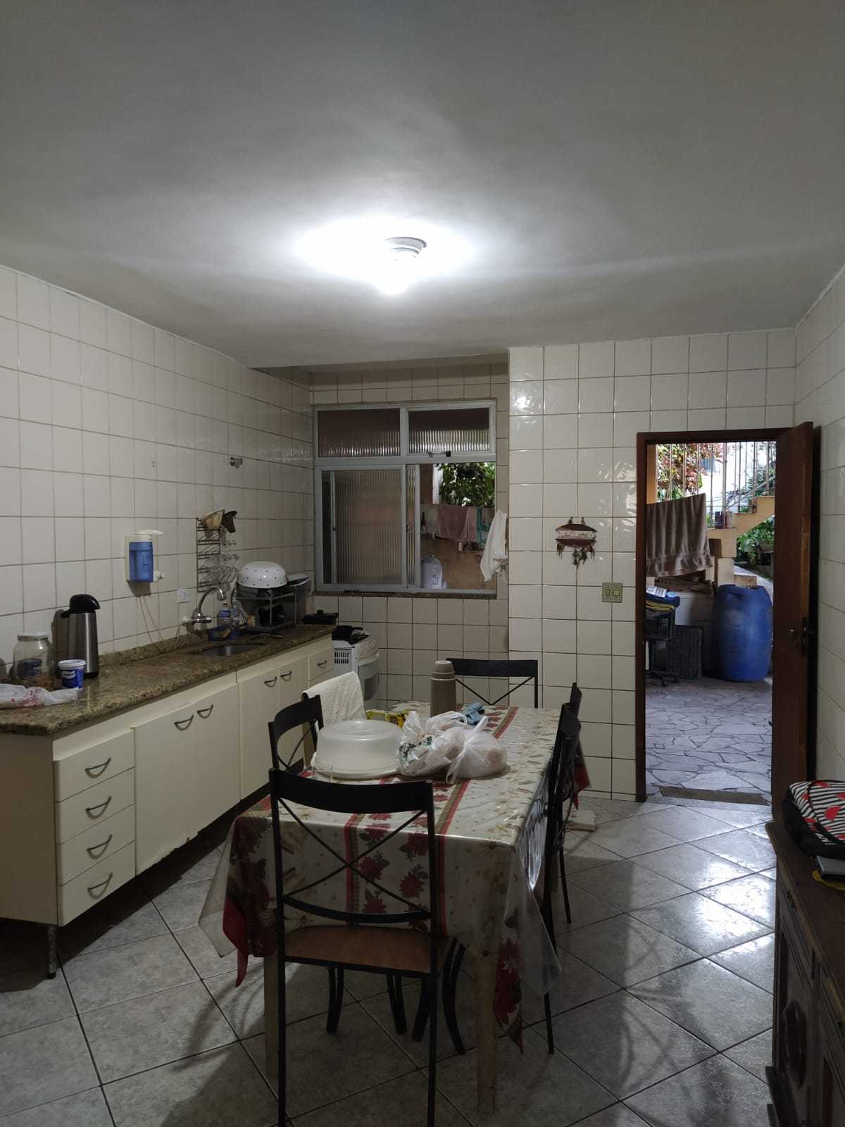 Casa à venda com 3 quartos, 175m² - Foto 5