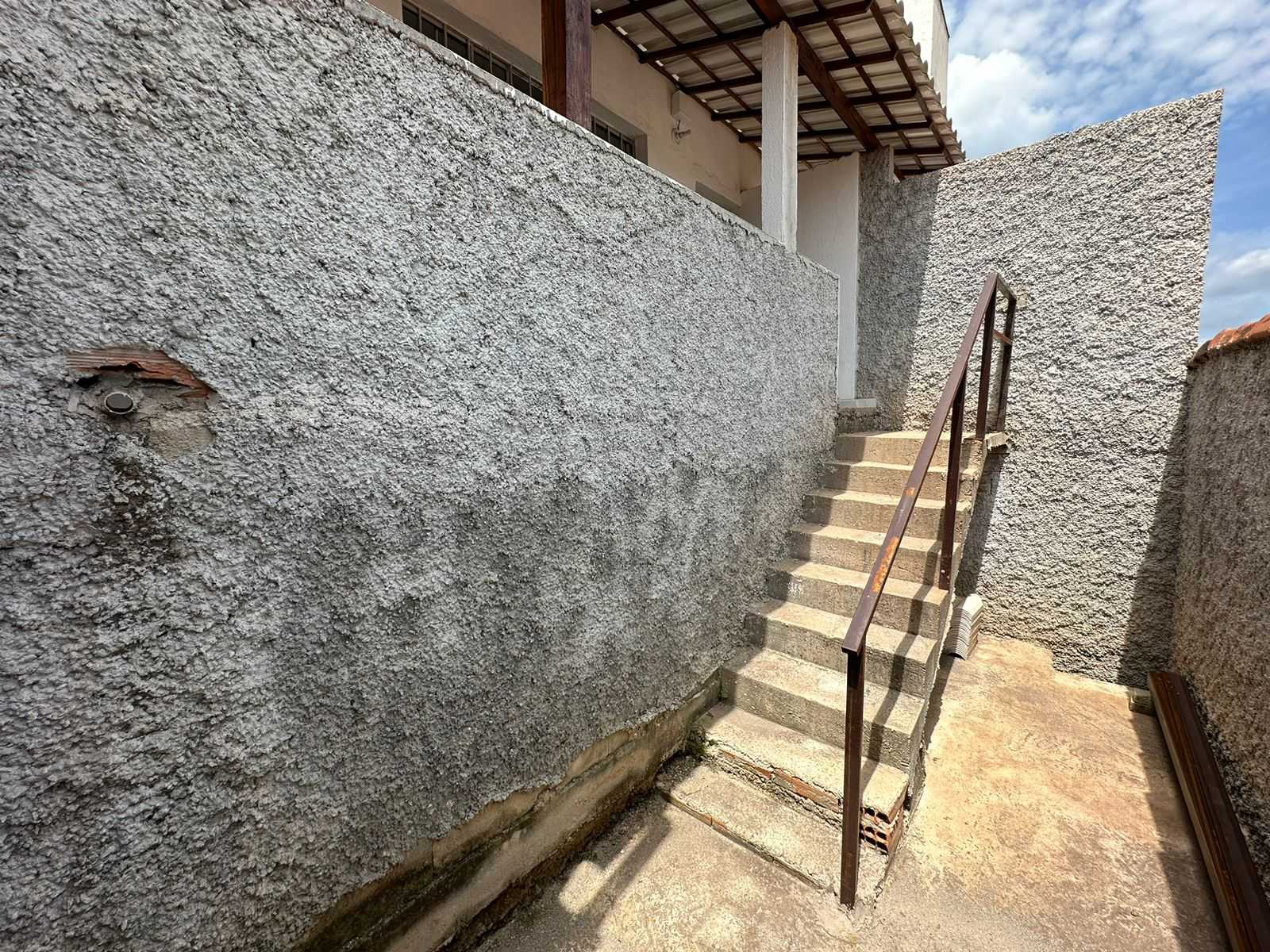 Casa à venda com 2 quartos, 61m² - Foto 8