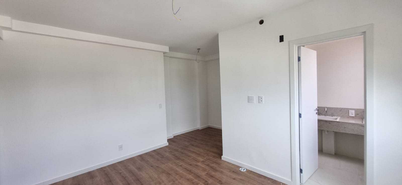 Apartamento à venda com 4 quartos, 134m² - Foto 25