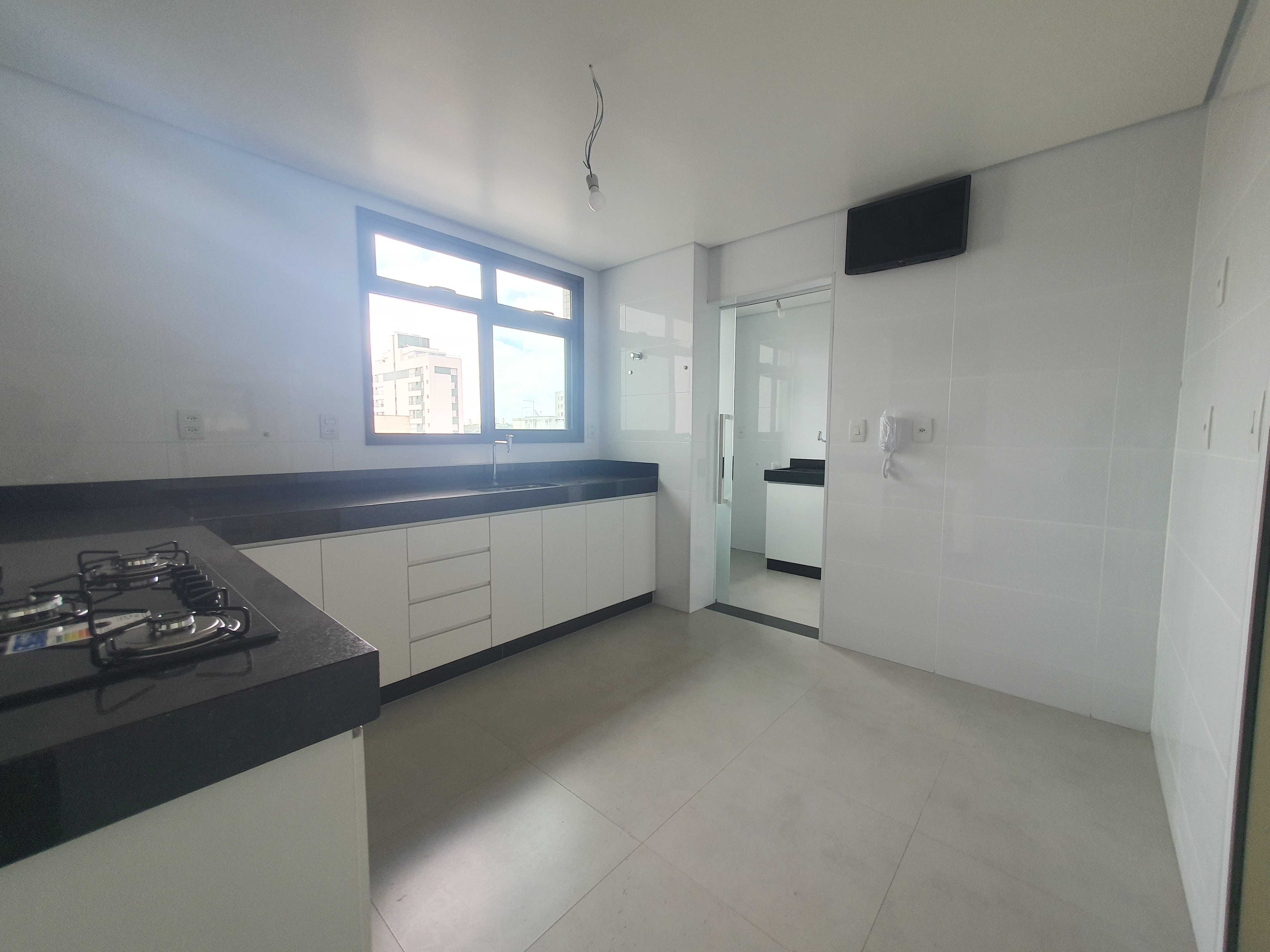 Apartamento à venda com 3 quartos, 196m² - Foto 18