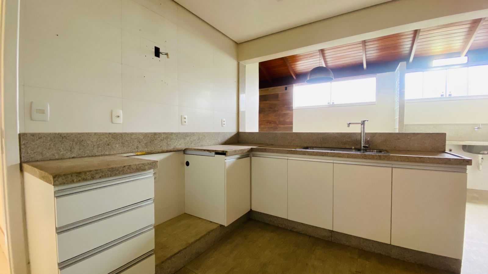 Apartamento à venda com 3 quartos, 140m² - Foto 10