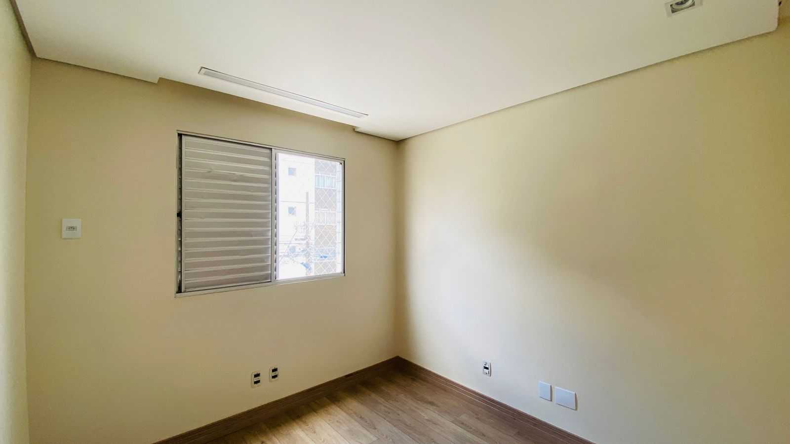 Apartamento à venda com 3 quartos, 140m² - Foto 8