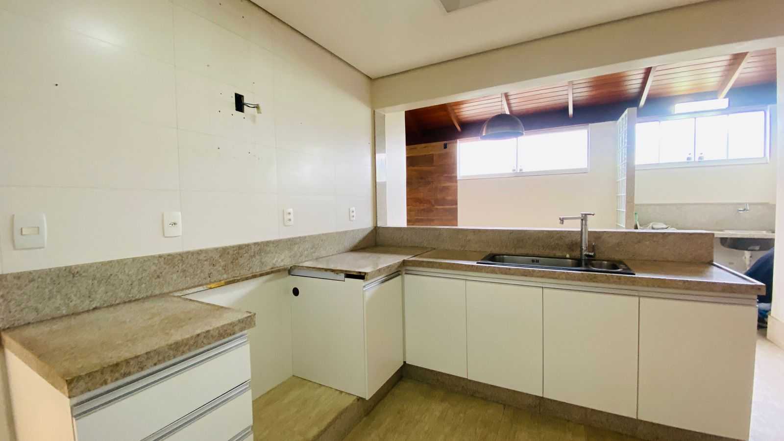 Apartamento à venda com 3 quartos, 140m² - Foto 11