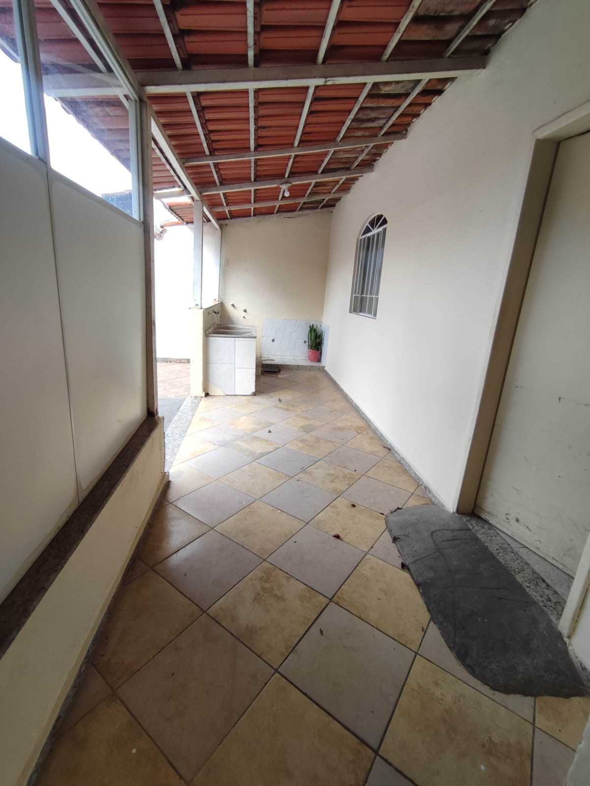 Casa à venda com 4 quartos, 380m² - Foto 5