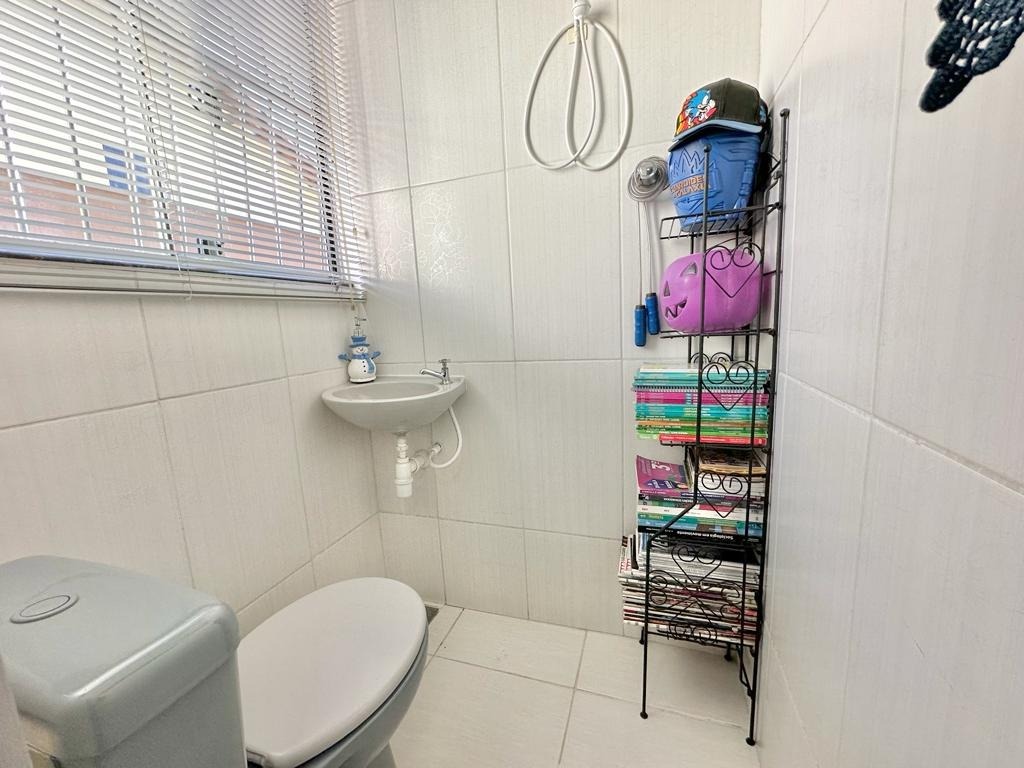 Apartamento à venda com 4 quartos, 106m² - Foto 5