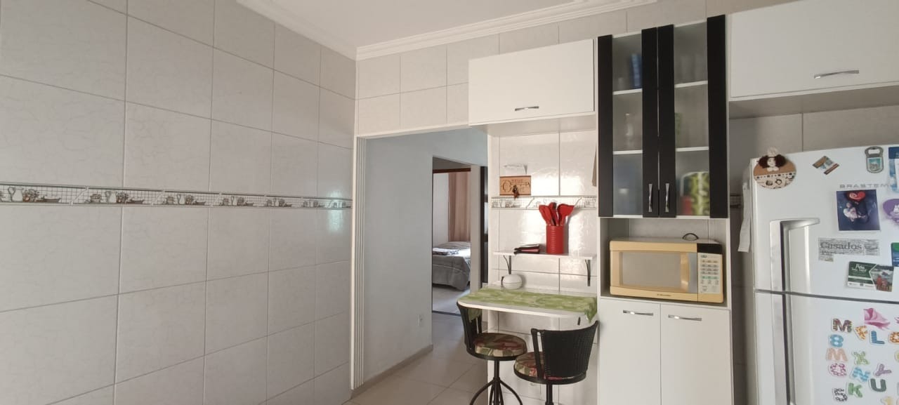 Casa à venda com 2 quartos, 100m² - Foto 8