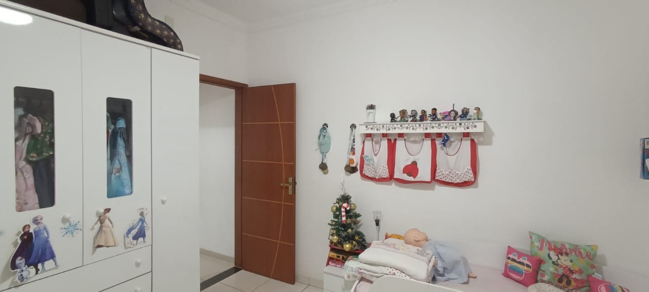 Casa à venda com 2 quartos, 100m² - Foto 10