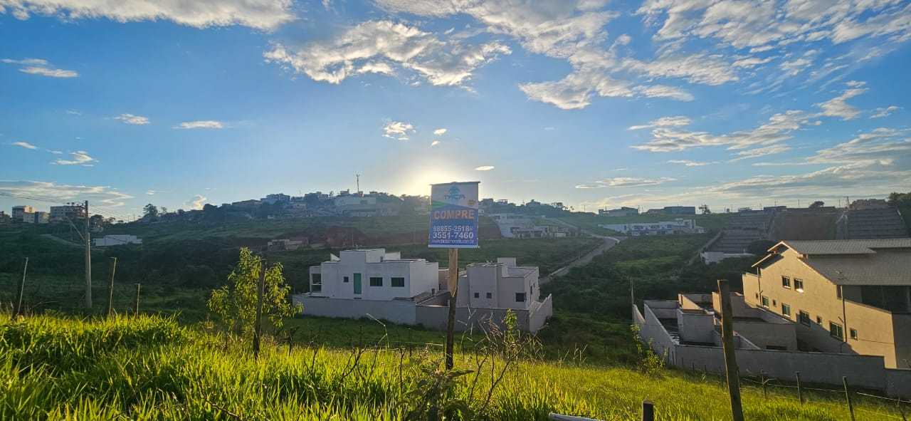 Terreno à venda, 360m² - Foto 1