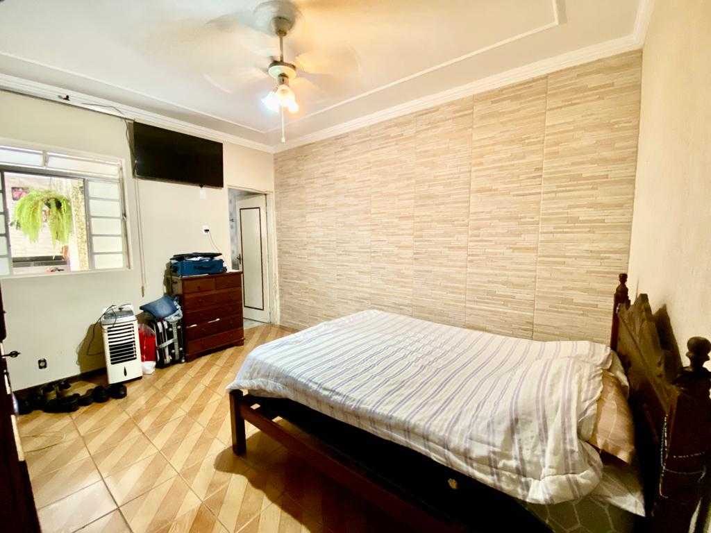 Casa à venda com 3 quartos, 208m² - Foto 10