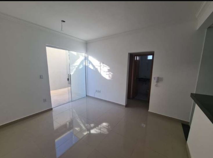 Apartamento à venda com 2 quartos, 44m² - Foto 5