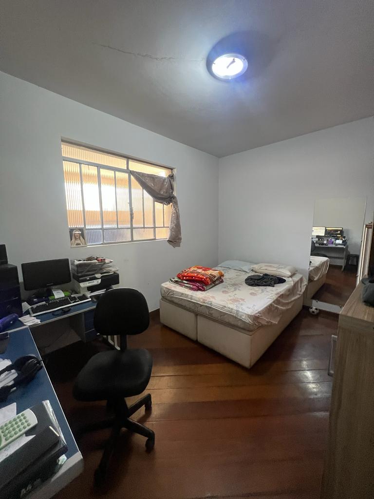 Casa à venda com 5 quartos, 360m² - Foto 12