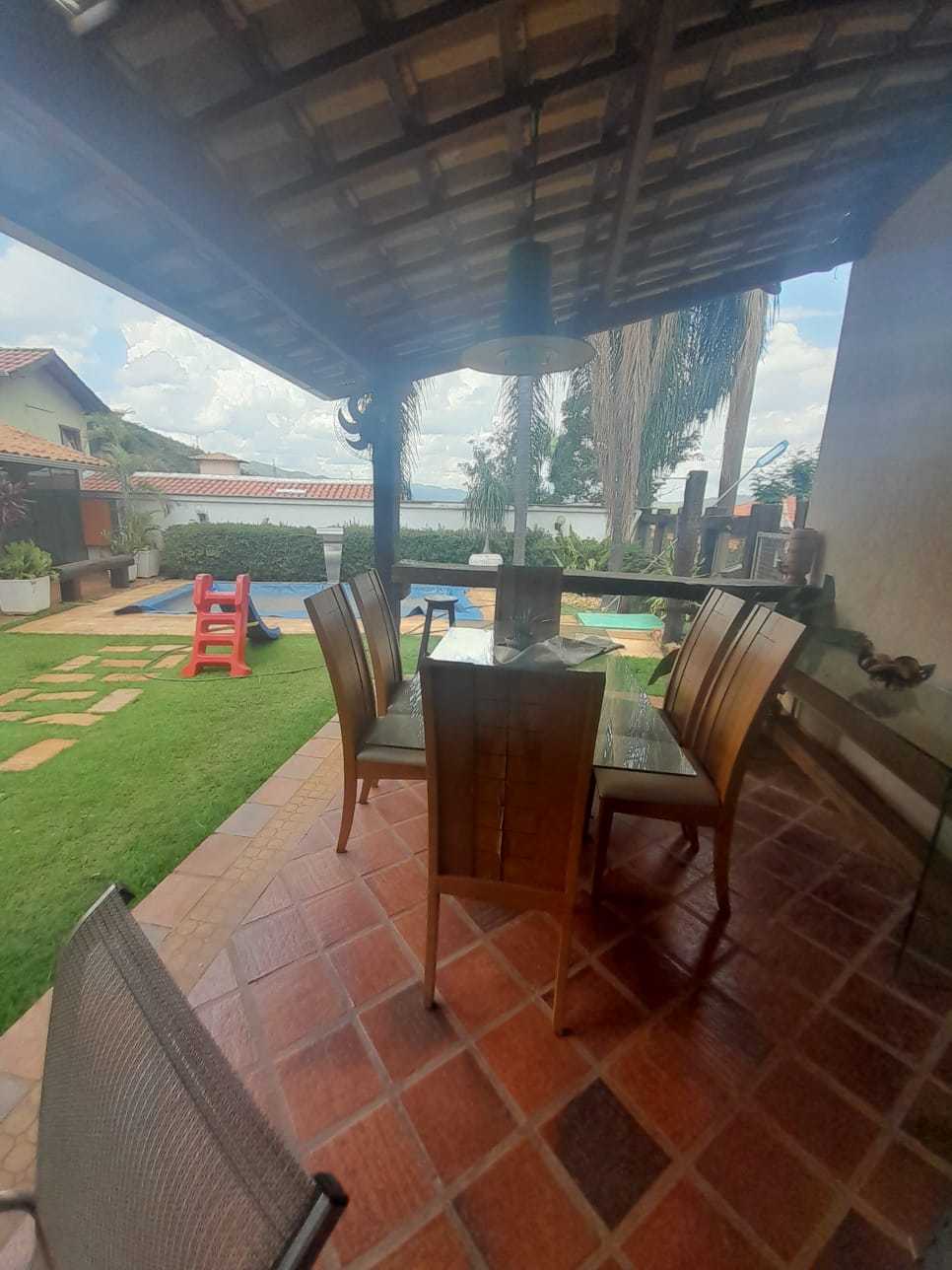 Casa de Condomínio à venda com 3 quartos, 450m² - Foto 11