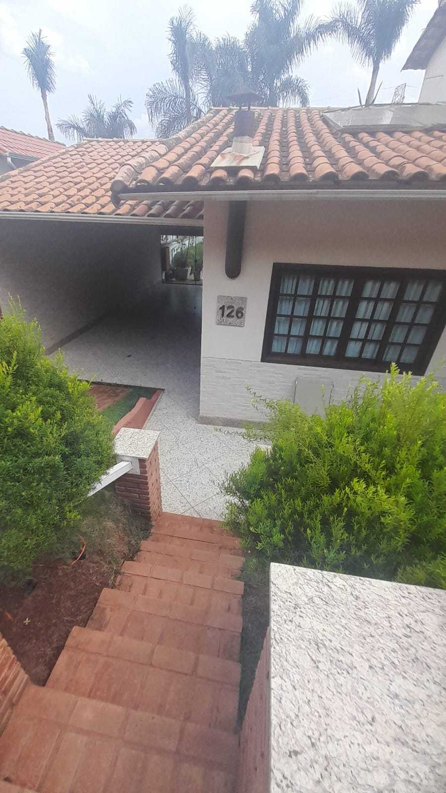 Casa de Condomínio à venda com 3 quartos, 450m² - Foto 4