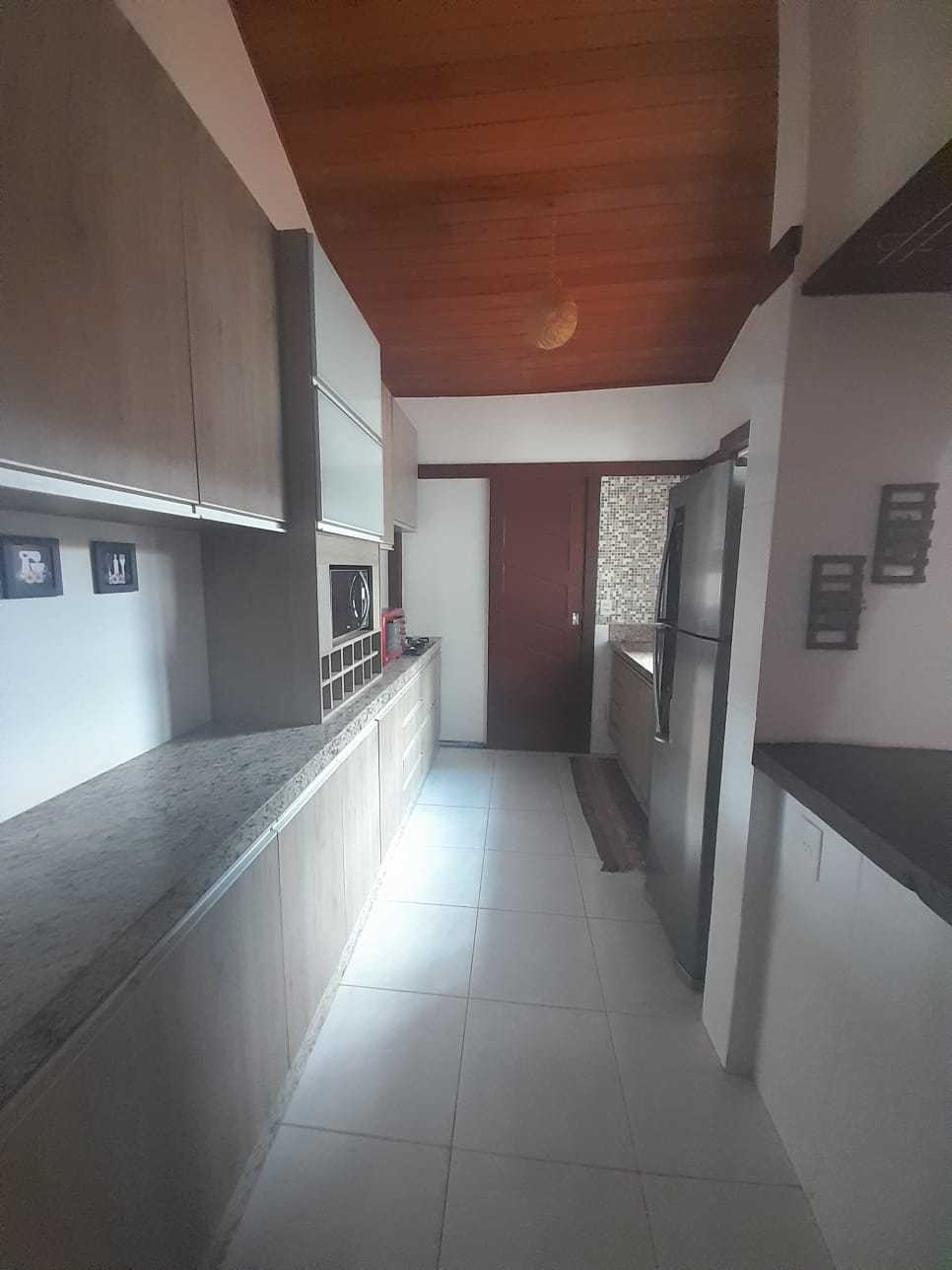 Casa de Condomínio à venda com 3 quartos, 450m² - Foto 19