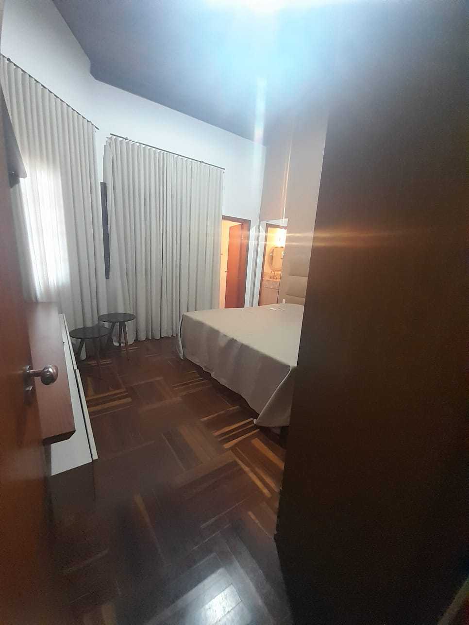 Casa de Condomínio à venda com 3 quartos, 450m² - Foto 21