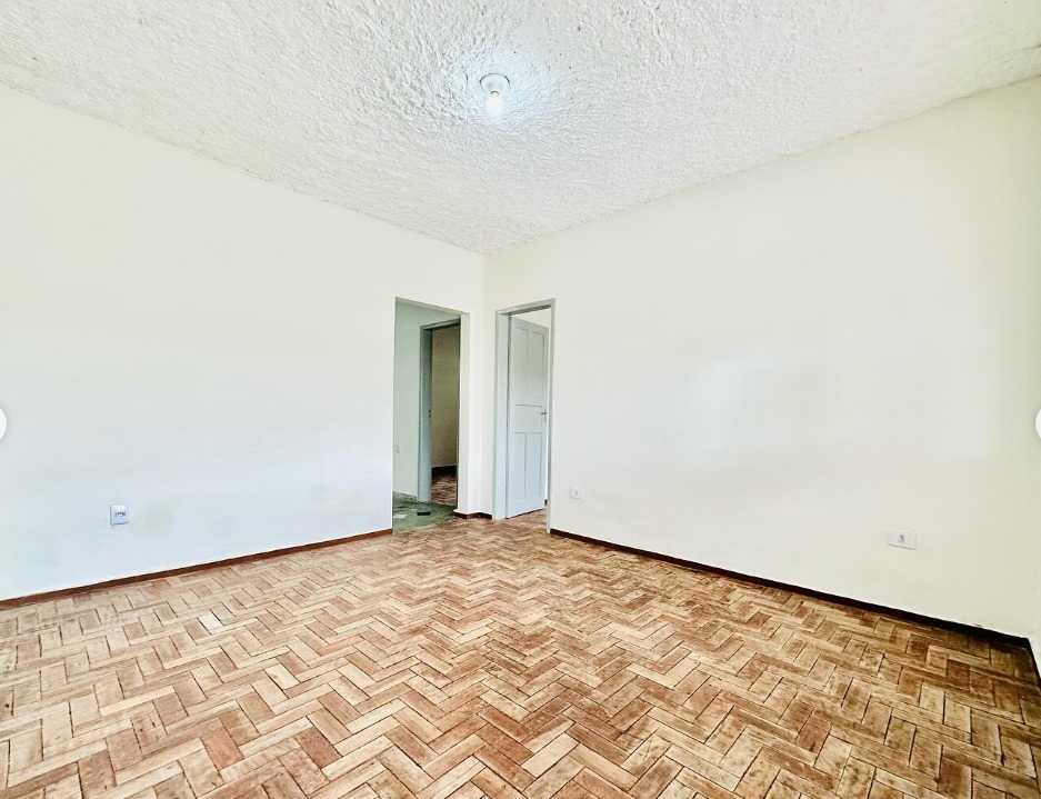 Casa à venda com 3 quartos, 385m² - Foto 4