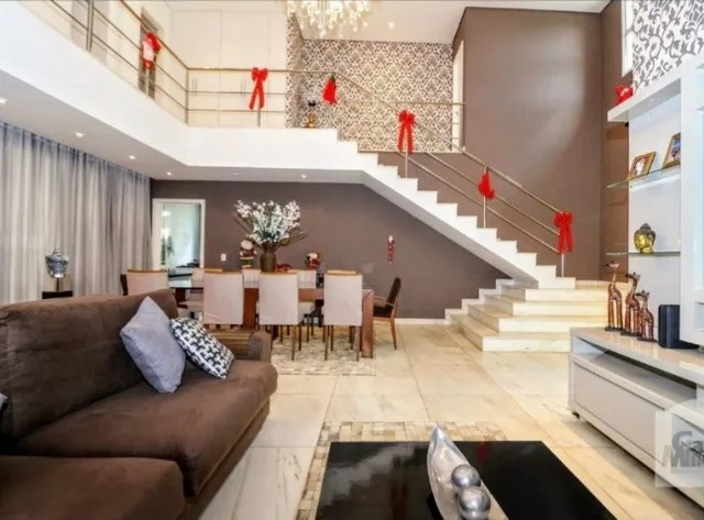 Casa de Condomínio para alugar com 5 quartos, 640m² - Foto 2