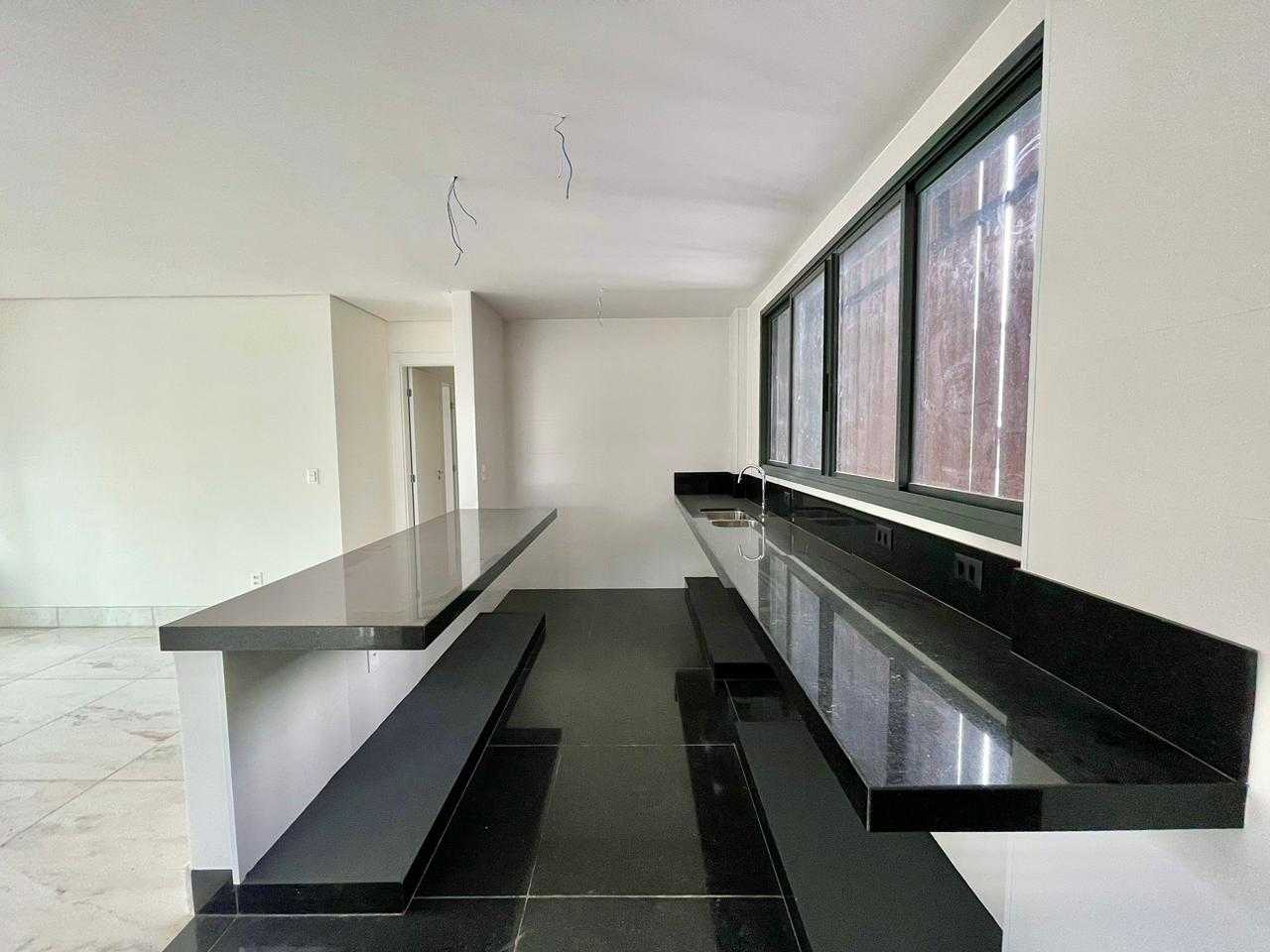 Apartamento à venda com 4 quartos, 146m² - Foto 8