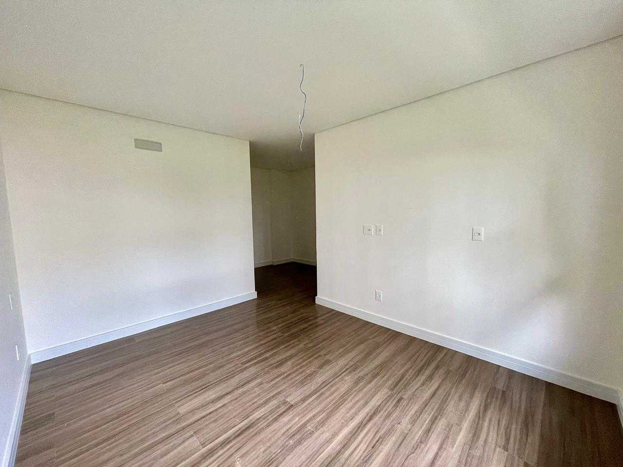 Apartamento à venda com 4 quartos, 146m² - Foto 14