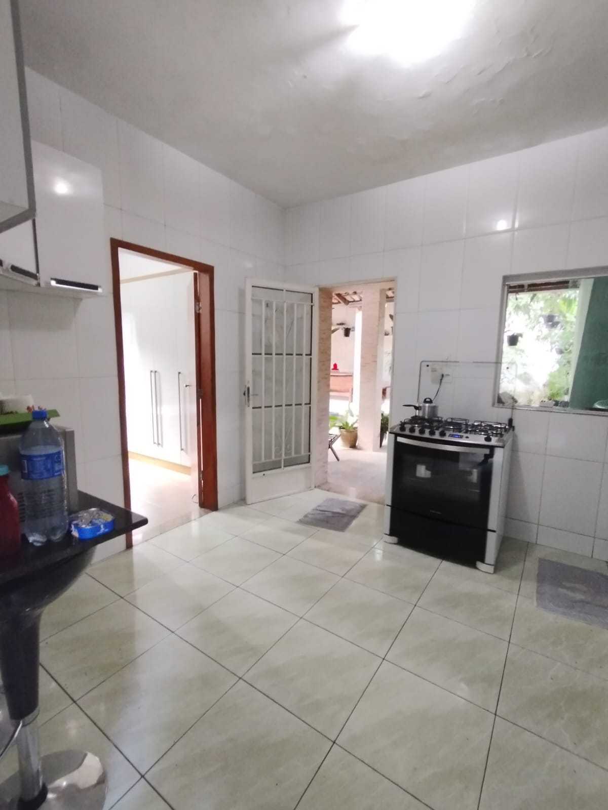 Casa à venda com 3 quartos, 120m² - Foto 17