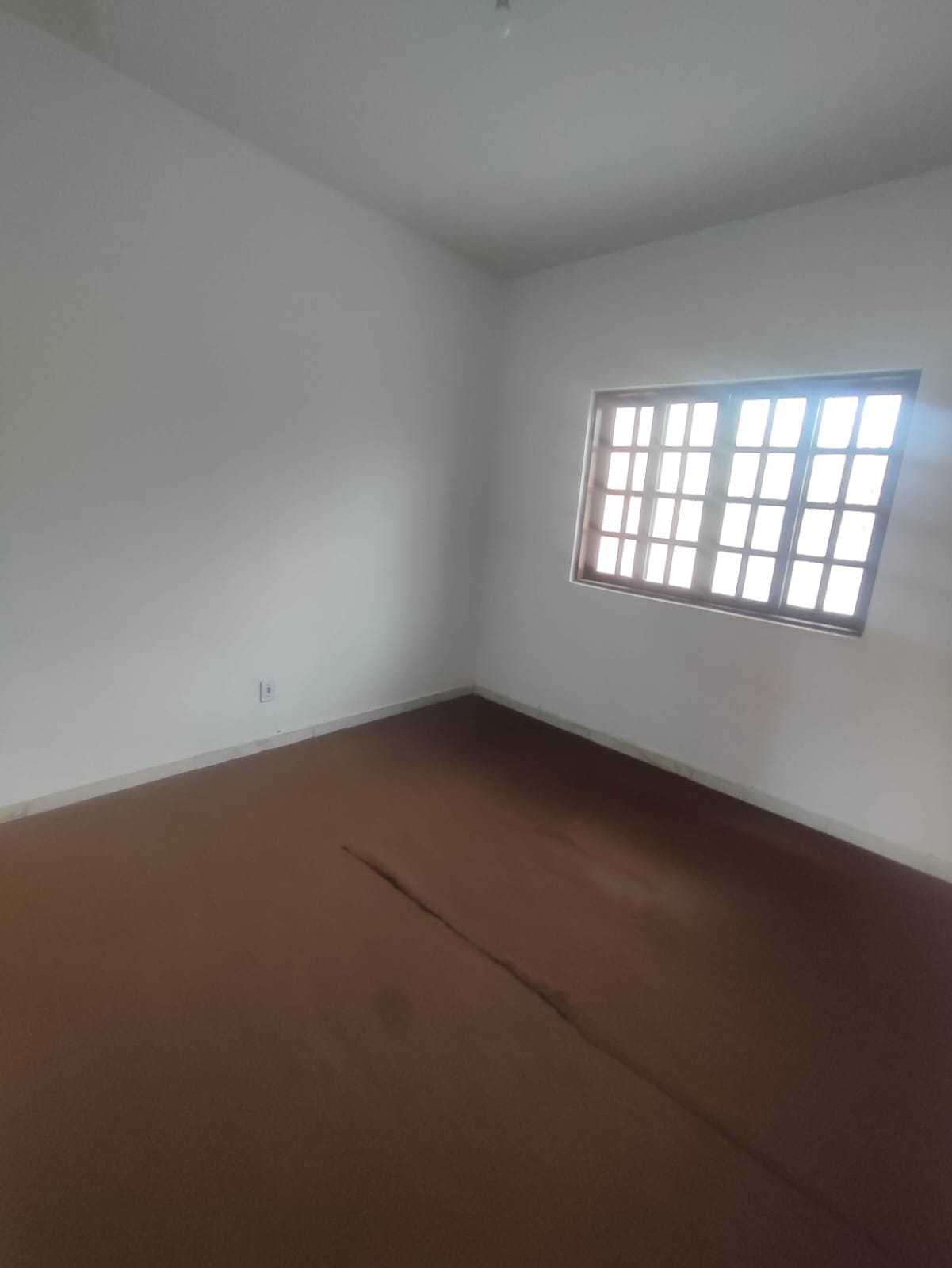 Casa à venda com 4 quartos, 200m² - Foto 6