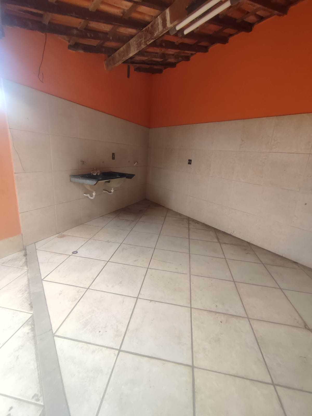 Casa à venda com 4 quartos, 200m² - Foto 10