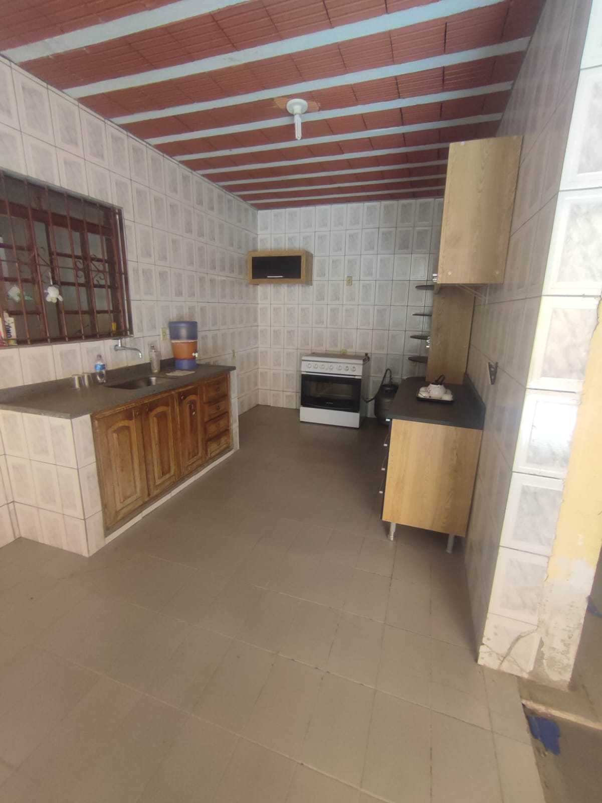 Casa à venda com 4 quartos, 200m² - Foto 19