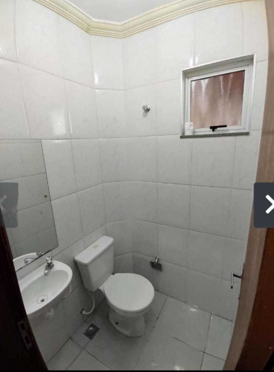 Casa à venda com 3 quartos, 220m² - Foto 4