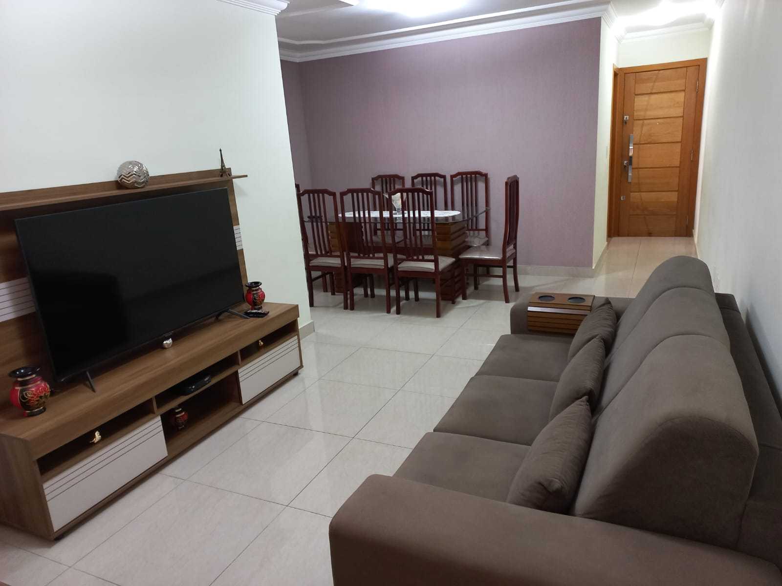 Apartamento à venda com 3 quartos, 212m² - Foto 1