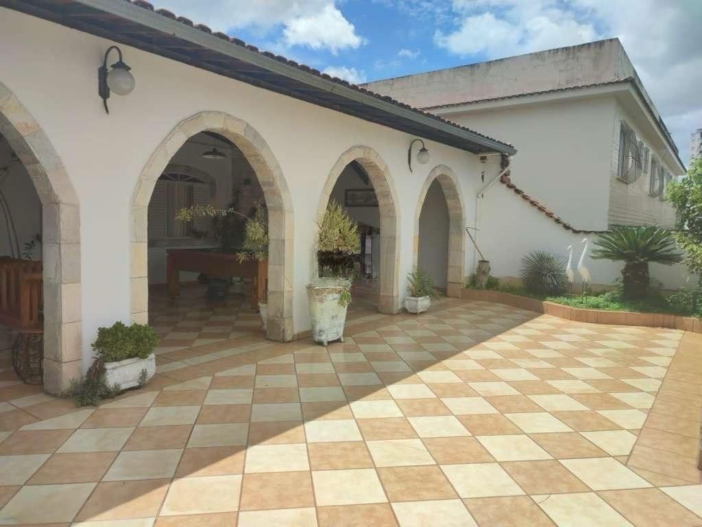 Casa de Condomínio à venda com 3 quartos, 1000m² - Foto 2