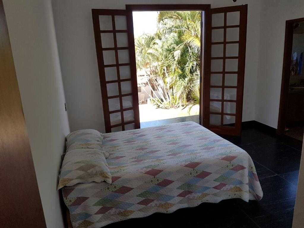 Casa à venda com 3 quartos, 1100m² - Foto 9