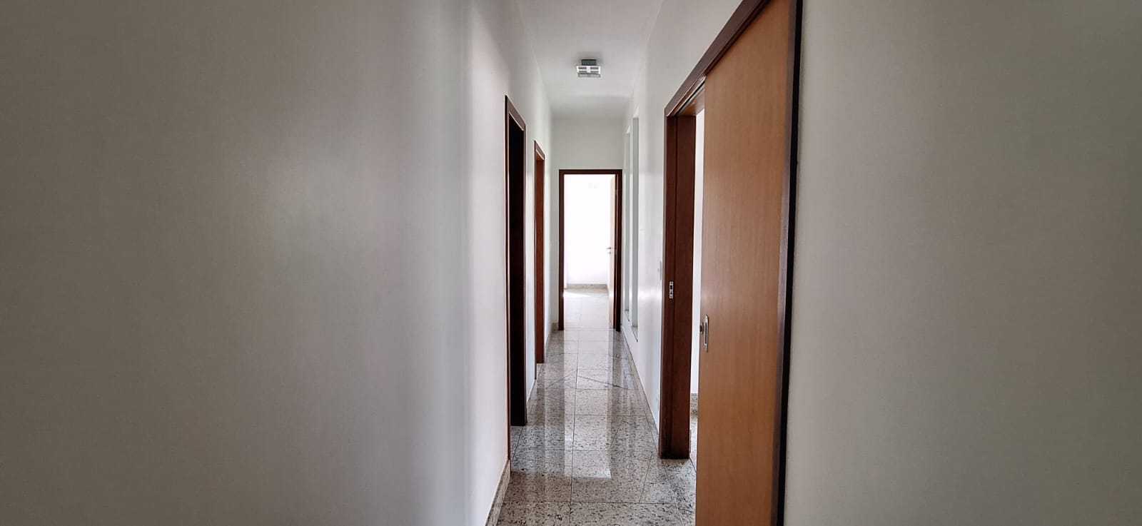 Casa à venda com 3 quartos, 275m² - Foto 11