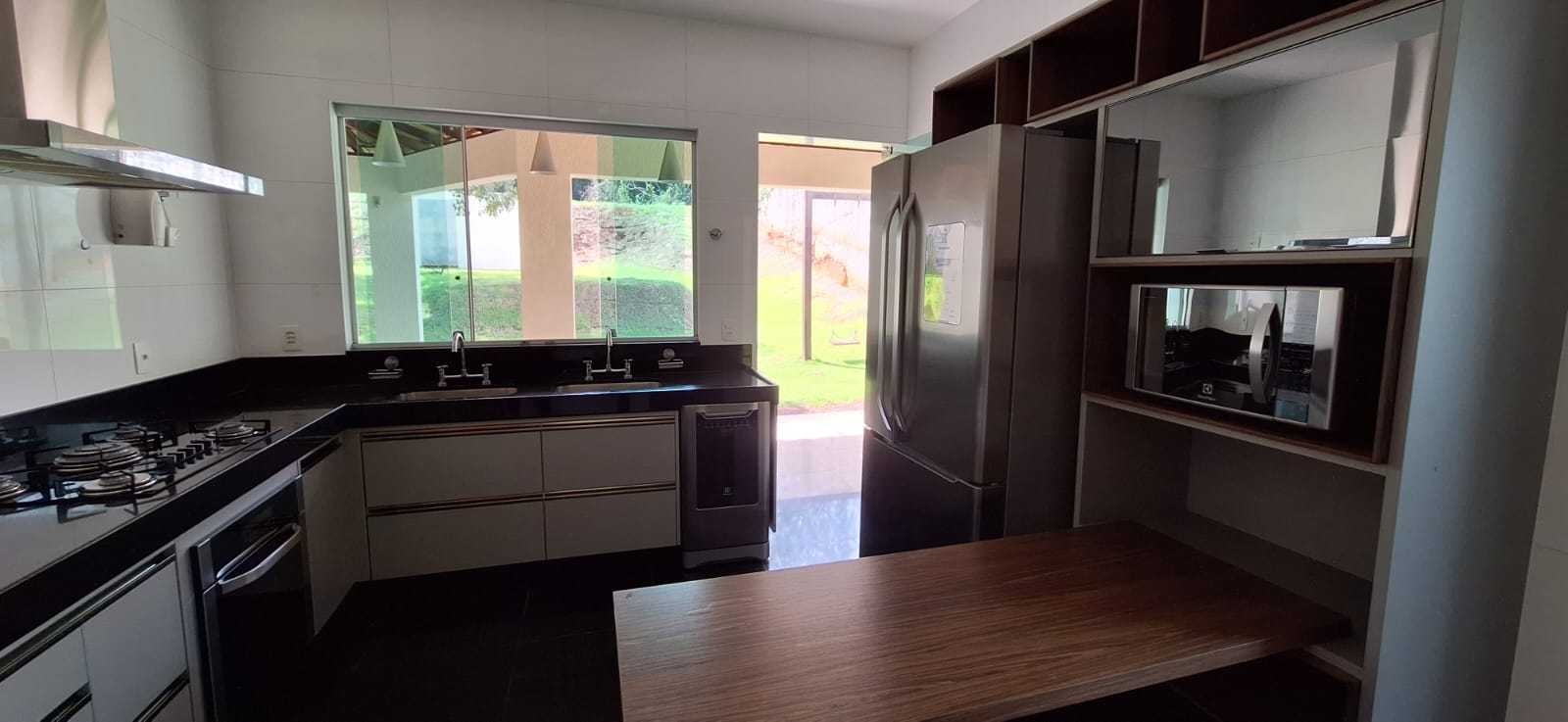 Casa à venda com 3 quartos, 275m² - Foto 13