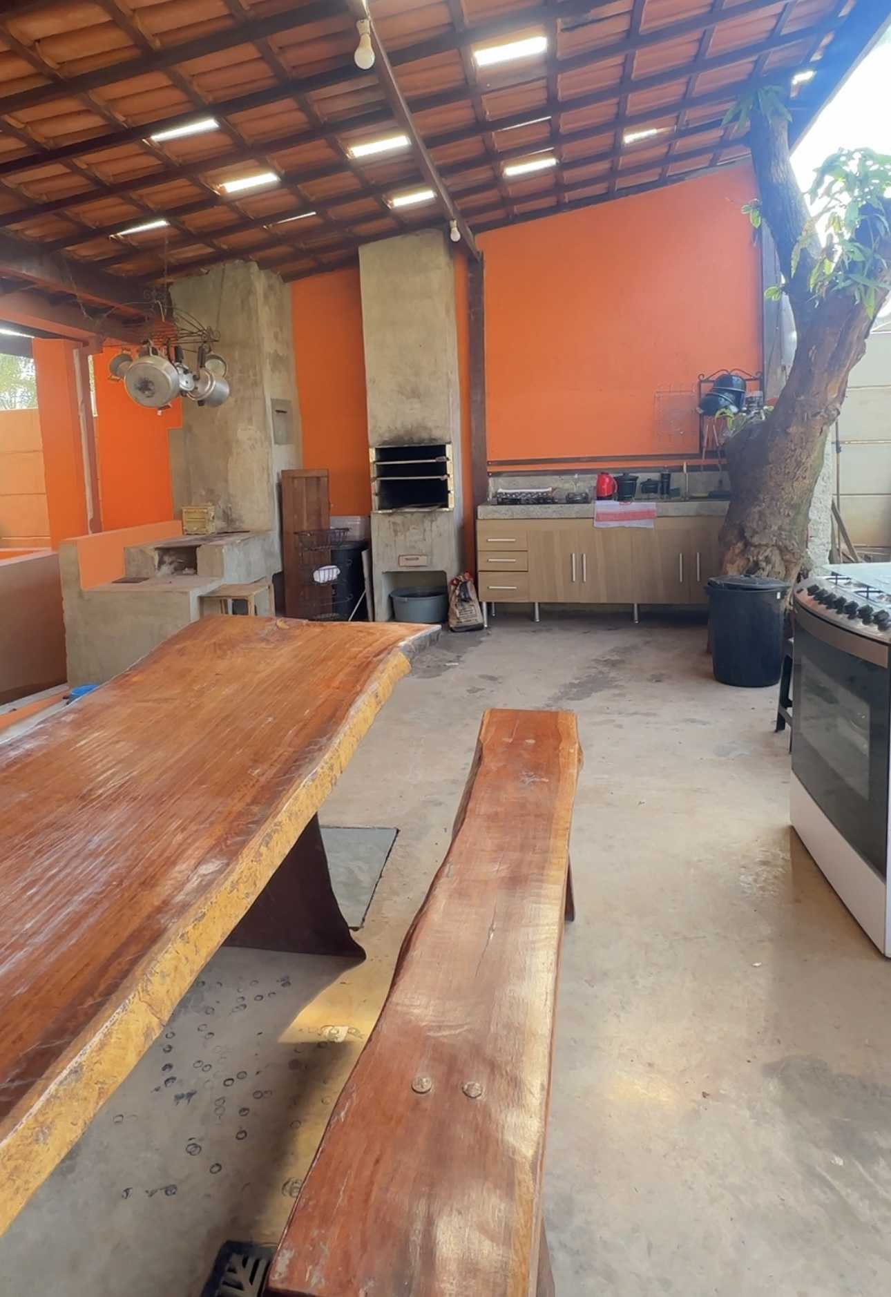 Chácara para alugar com 3 quartos, 200m² - Foto 13