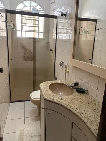 Casa à venda com 4 quartos, 355m² - Foto 8