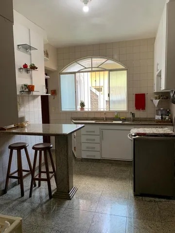 Casa à venda com 4 quartos, 355m² - Foto 12