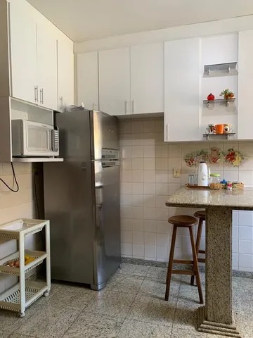 Casa à venda com 4 quartos, 355m² - Foto 11