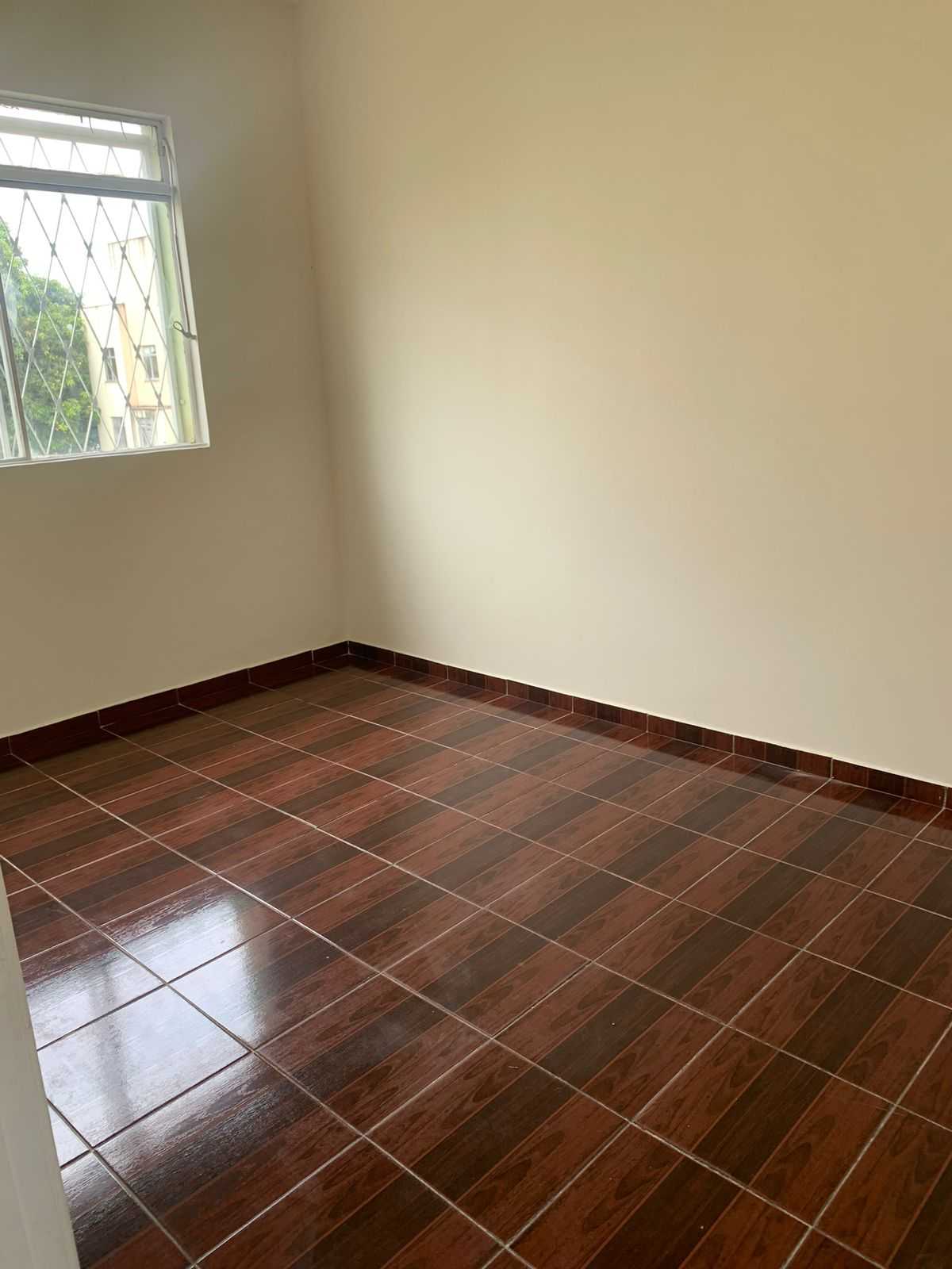 Apartamento à venda com 2 quartos, 70m² - Foto 1