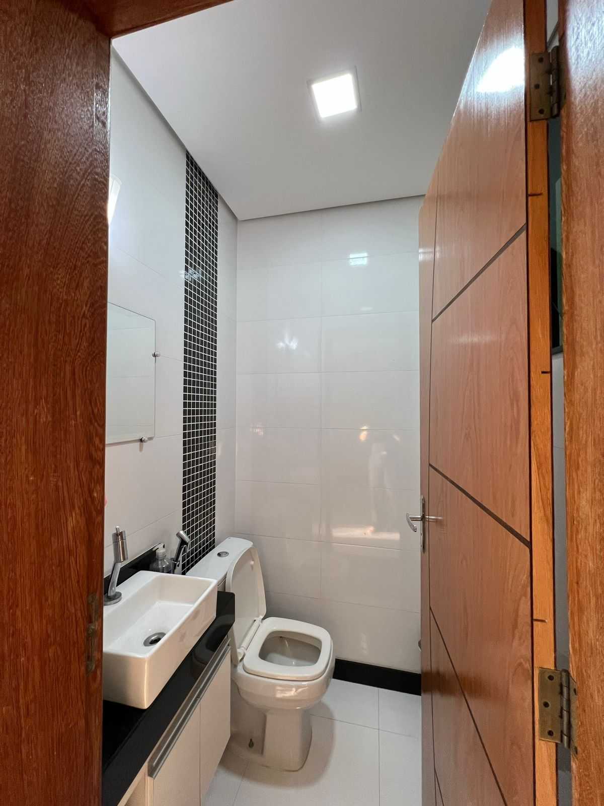 Casa à venda com 4 quartos, 155m² - Foto 9