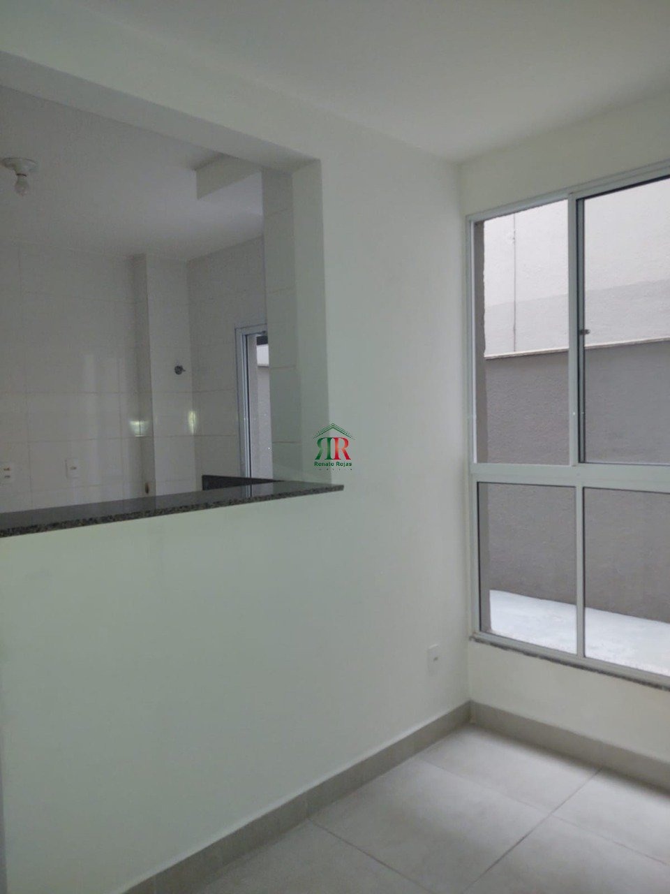 Apartamento à venda com 2 quartos, 60m² - Foto 2