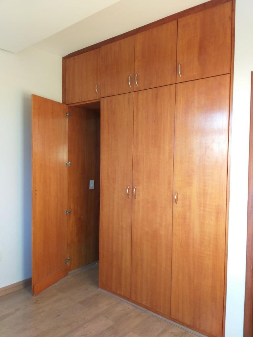 Apartamento à venda com 3 quartos, 128m² - Foto 8