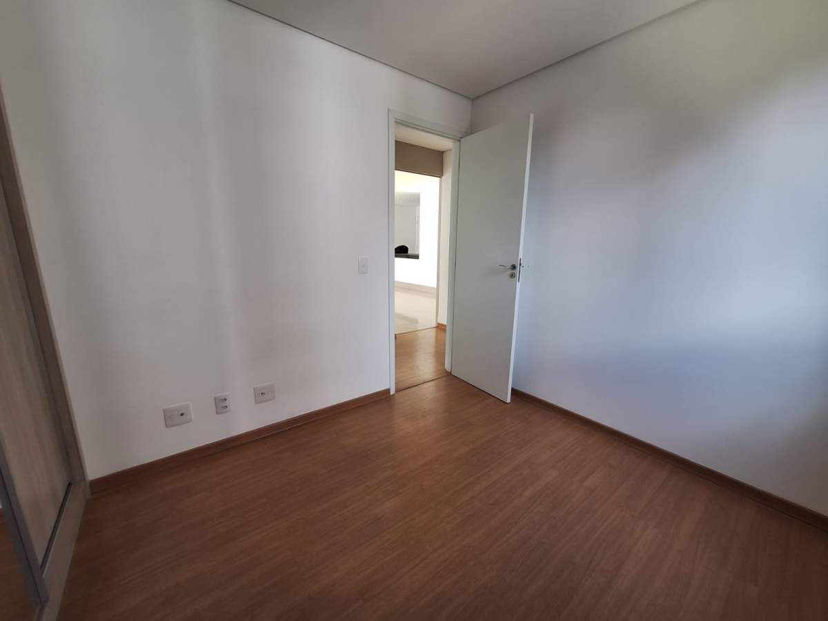 Apartamento à venda com 2 quartos, 85m² - Foto 15