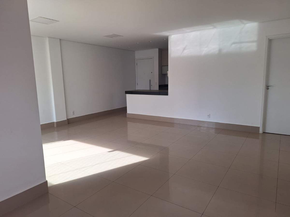 Apartamento à venda com 2 quartos, 85m² - Foto 3